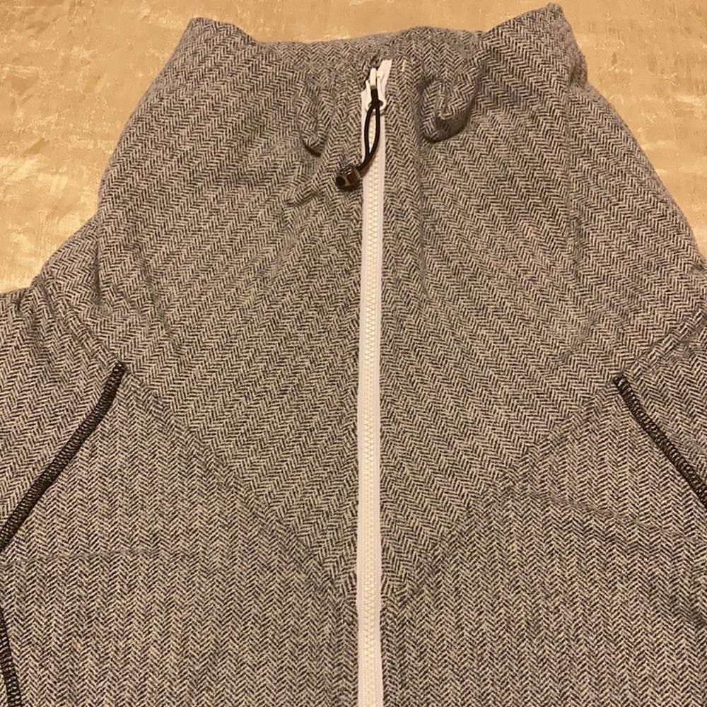 Lululemon Be Present Jacket Ghost Herringbone - image 3